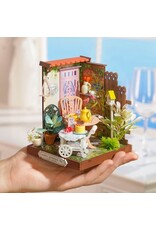 ROBOTIME ROEDS038 FANCY TEA YARD, SUPER MINI HOUSES - LITTLE WARM SPACES