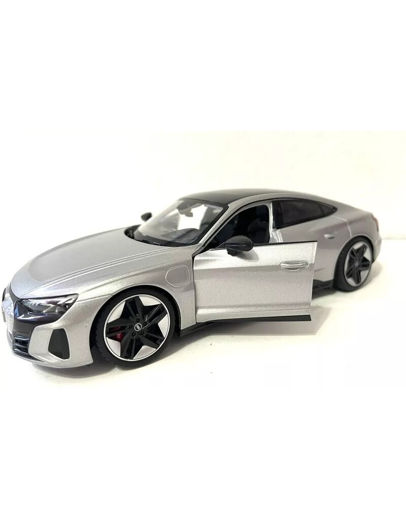 MAISTO MAISTO 31722 S.E. 1/18 SCALE DIECAST 2022 AUDI RS E-TRON GT