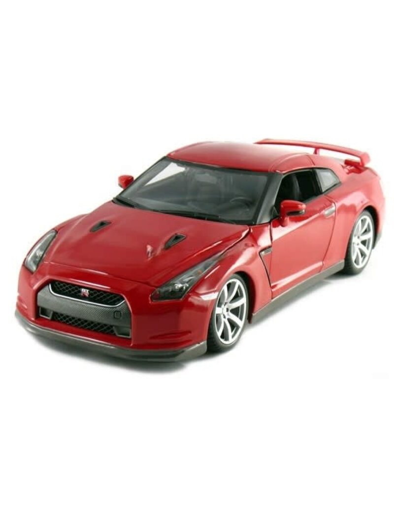 MAISTO MAISTO 31704 1/18 SCALE DIE CAST 2009 NISSAN GT-R (R35)