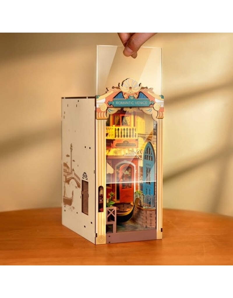 ROBOTIME ROETGB08 ROMANTIC VENICE BOOK NOOK & WONDERLAND - STORIES IN BOOKS