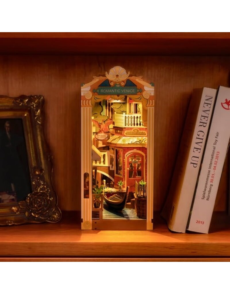 ROBOTIME ROETGB08 ROMANTIC VENICE BOOK NOOK & WONDERLAND - STORIES IN BOOKS