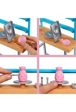 BARBIE MTL HCM85 BARBIE ART STUDIO ARTIST AND PAINT SET