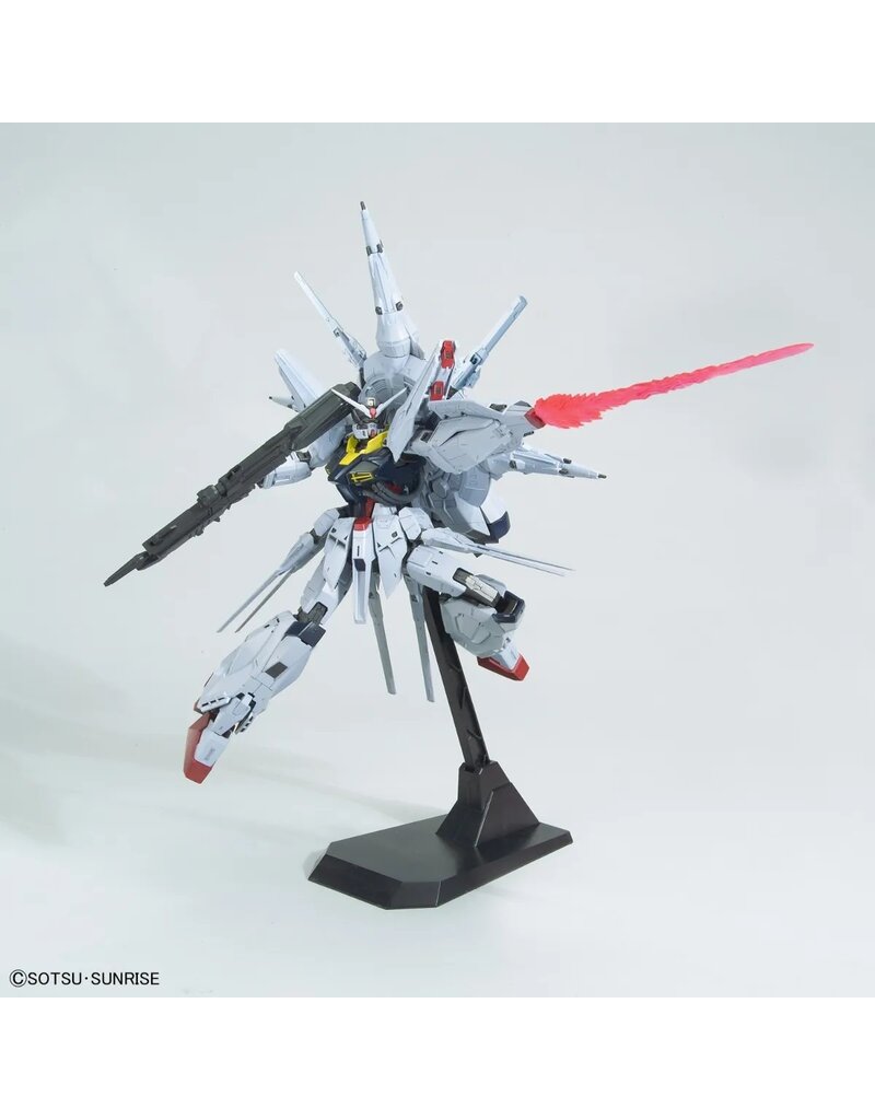 BANDAI BAS2364990 MG 1/100 PROVIDENCE GUNDAM
