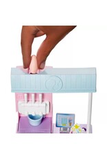 BARBIE MTL HCN47 BARBIE ICE CREAM SHOP PLAYSET-BROWN HAIR