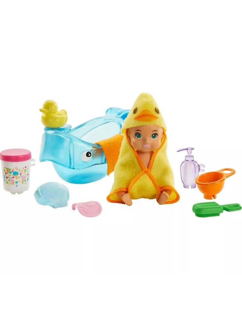 BARBIE MTL HBP34 BARBIE SKIPPER BABYSITTERS INC.FEEDING AND BATH-TIME PLAYSET