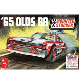 AMT AMT1474 1965 OLDS 88 MODIFIED STOCKER PLASTIC MODEL KIT