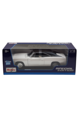 MAISTO MAISTO 31387 1/18 SCALE DIE CAST 1969 DODGE CHARGER R/T: WHITE