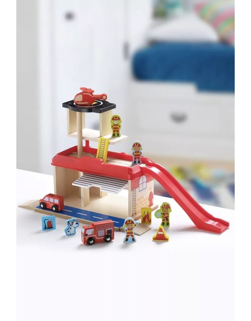 FIRST LEARNING WOOD FIRE STATION