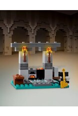 LEGO LEGO 21252 MINECRAFT THE ARMORY