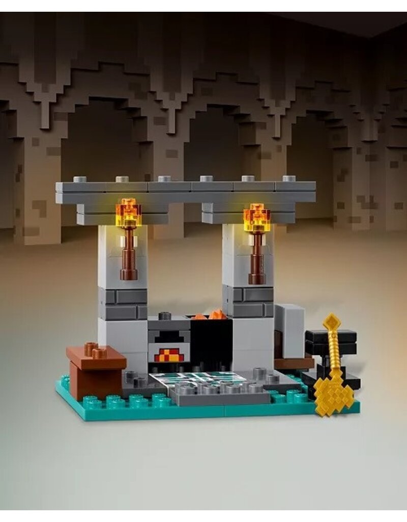LEGO LEGO 21252 MINECRAFT THE ARMORY