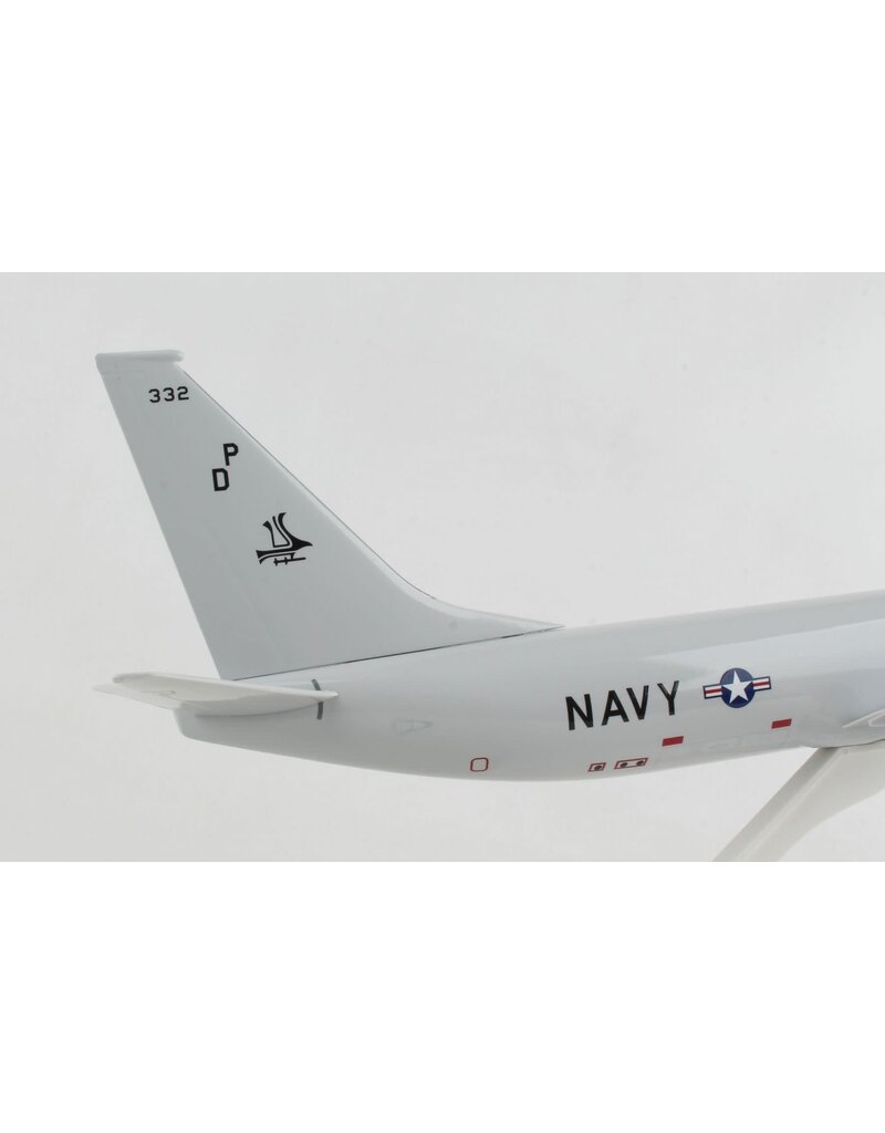 SKYMARKS SKR1119 USN P8 1/130 SCALE