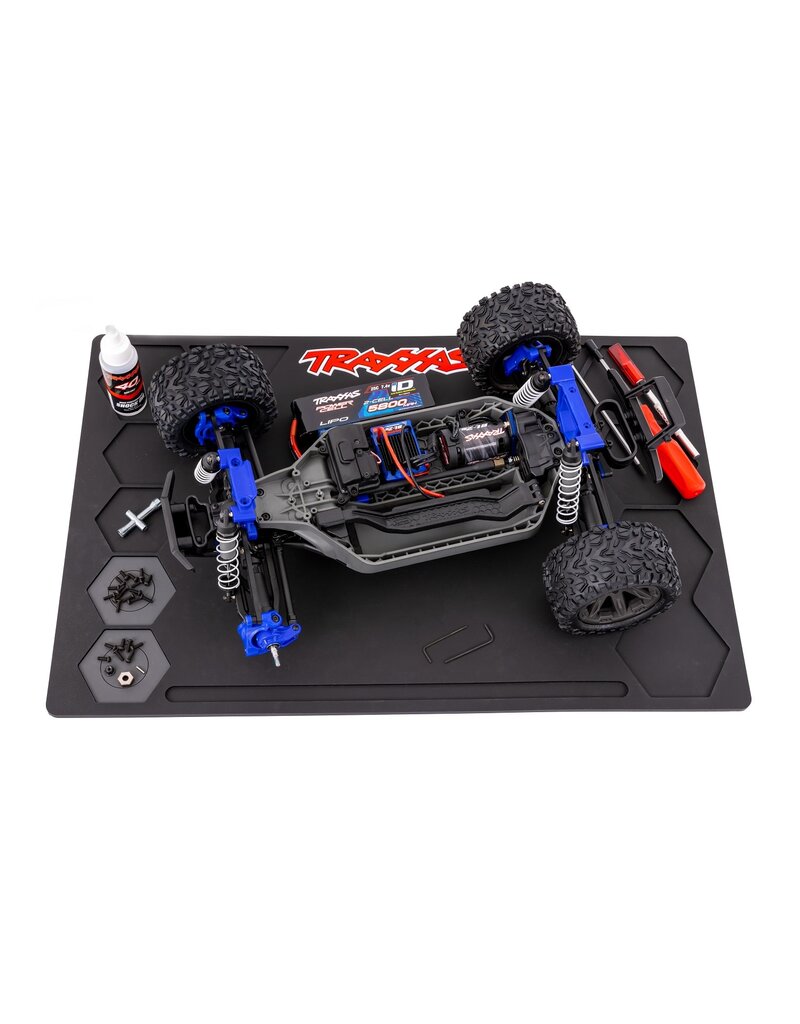 TRAXXAS TRA3425 TRAXXAS RUBBER MEDIUM PIT MAT (24"X16")