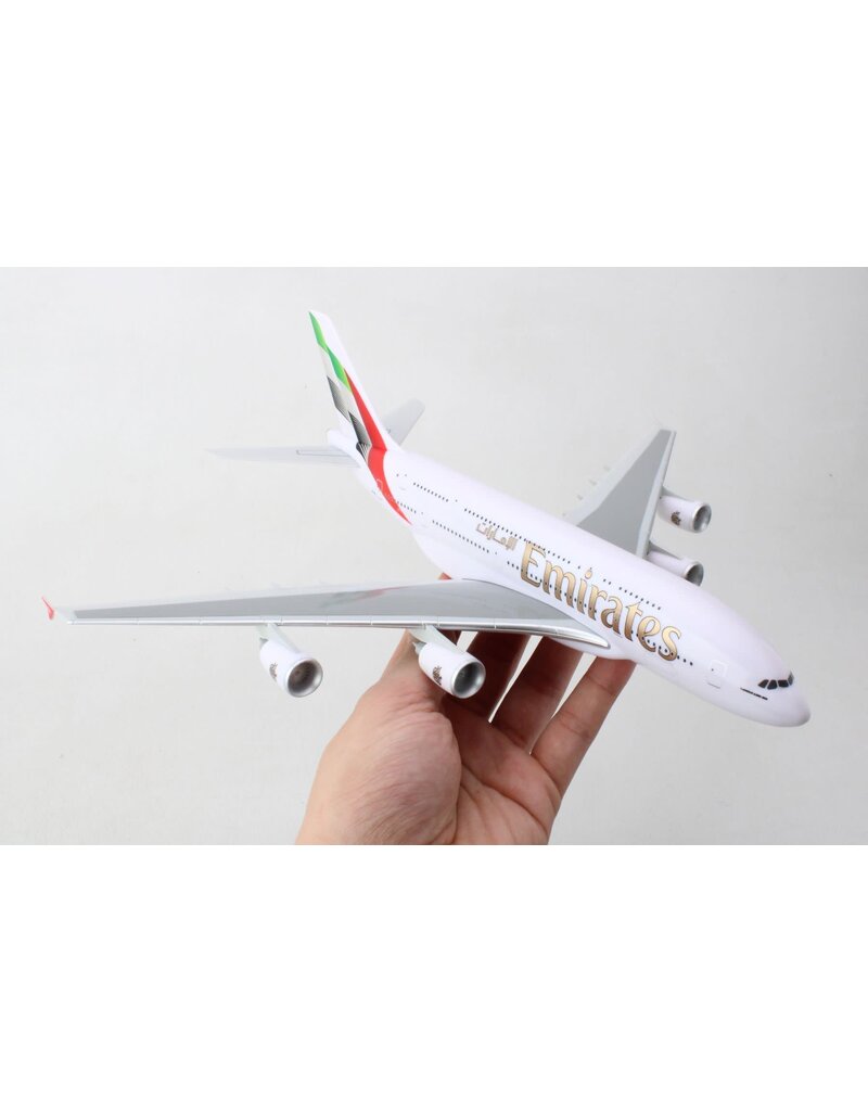SKYMARKS SKR4006 1/250 SCALE EMIRATES A380-800