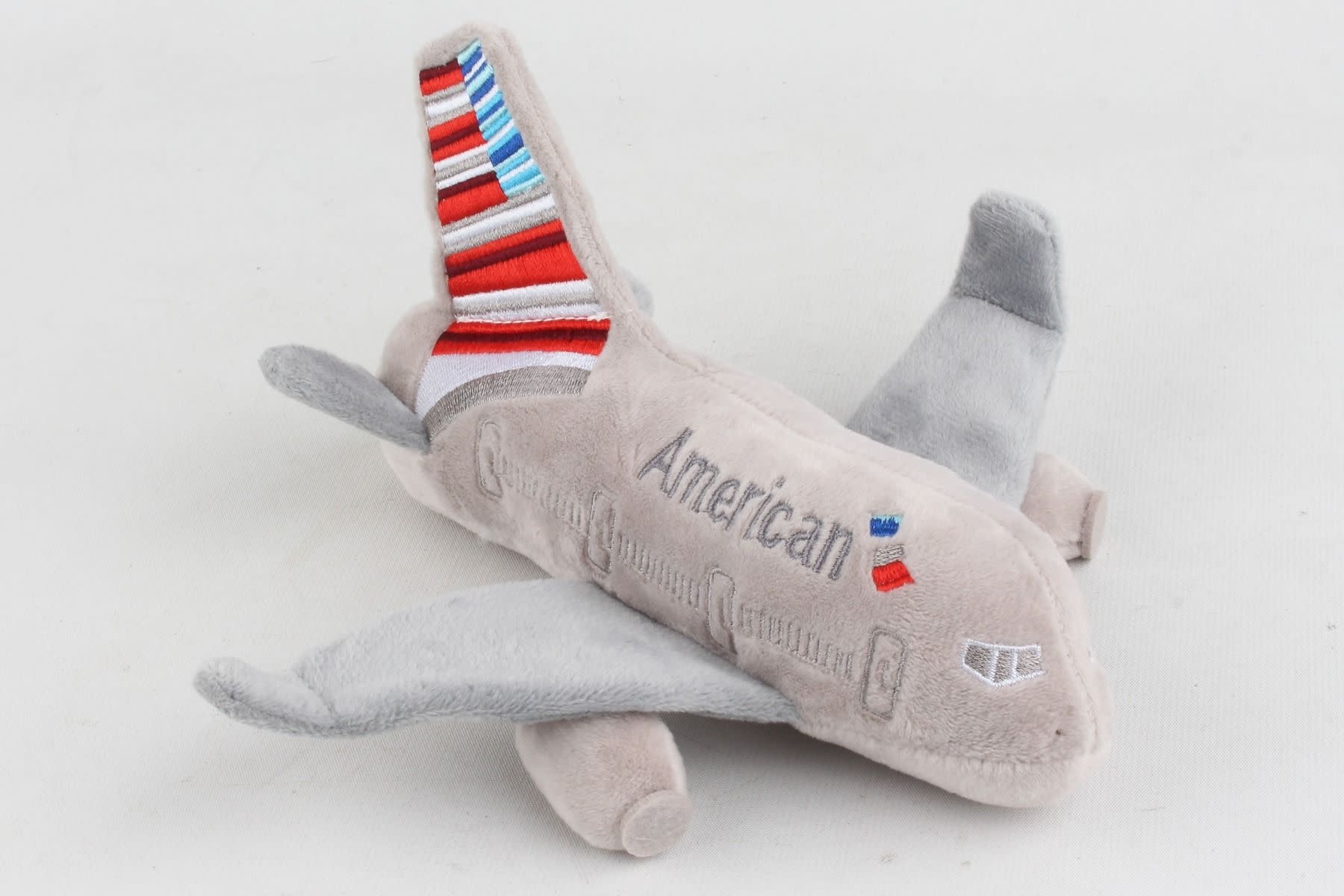 MT004-1 AMERICAN AIRLINES PLUSH AIRPLANE