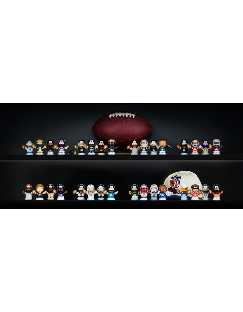 FISHER PRICE TAMPA BAY BUCCANEERS NFL 4 PIECE LITTLE PEOPLE