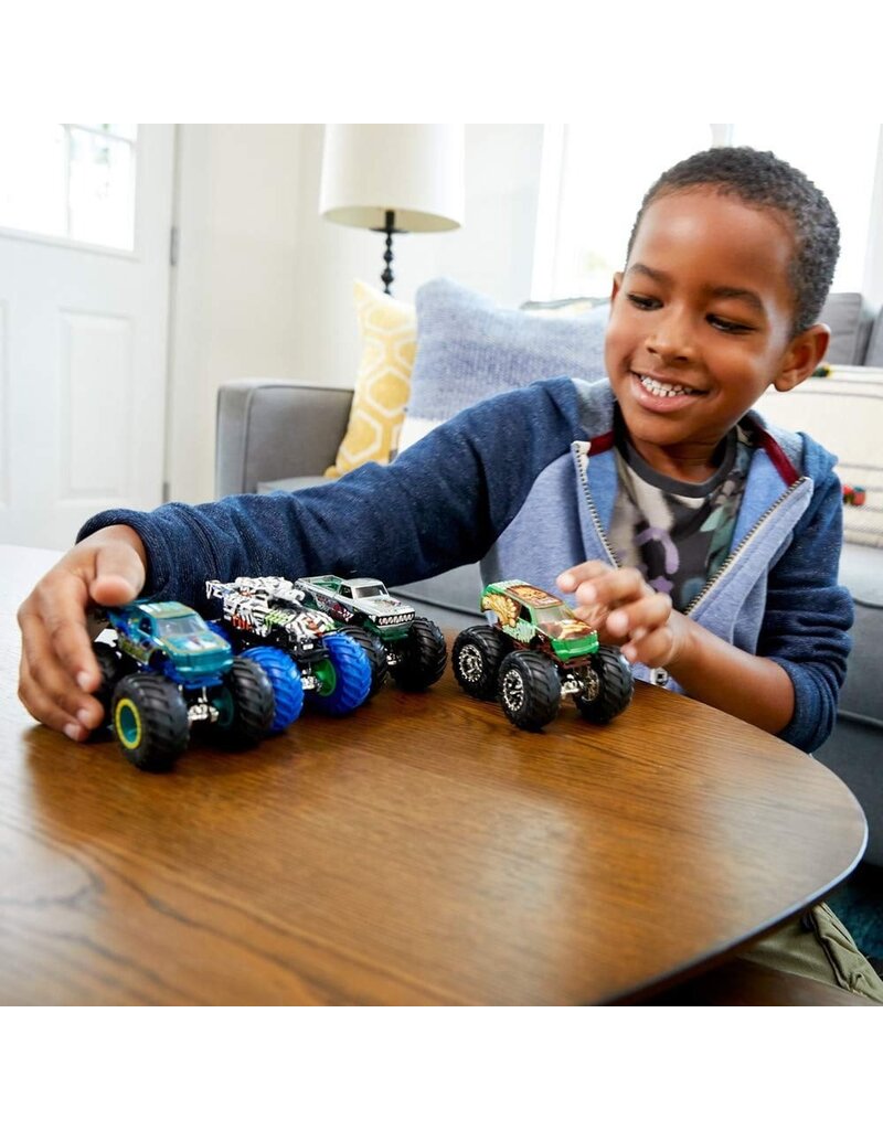 HOT WHEELS MTL GBP23 1/64 MONSTER TRUCKS (STYLES MAY VARY)