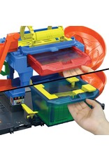 HOT WHEELS MTL HTN80 HOTWHEELS CITY TUNNEL TWIST CAR WASH