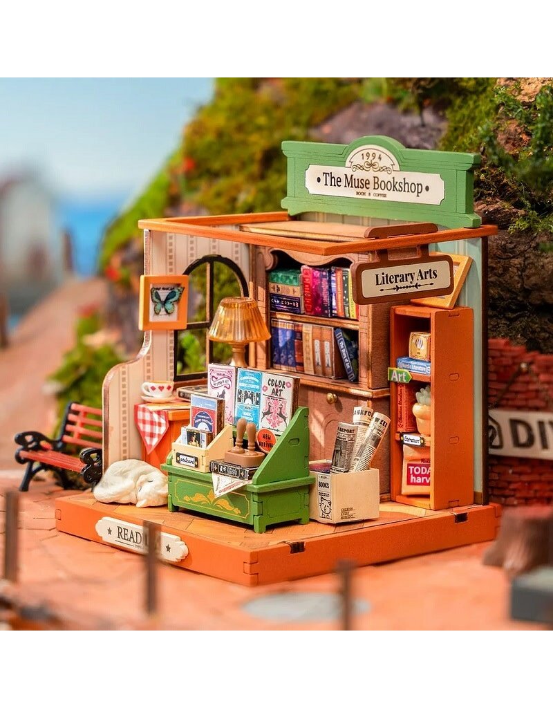 ROBOTIME ROEDS040 THE MUSE BOOKSHOP, SUPER MINI HOUSES - LITTLE WARM SPACES