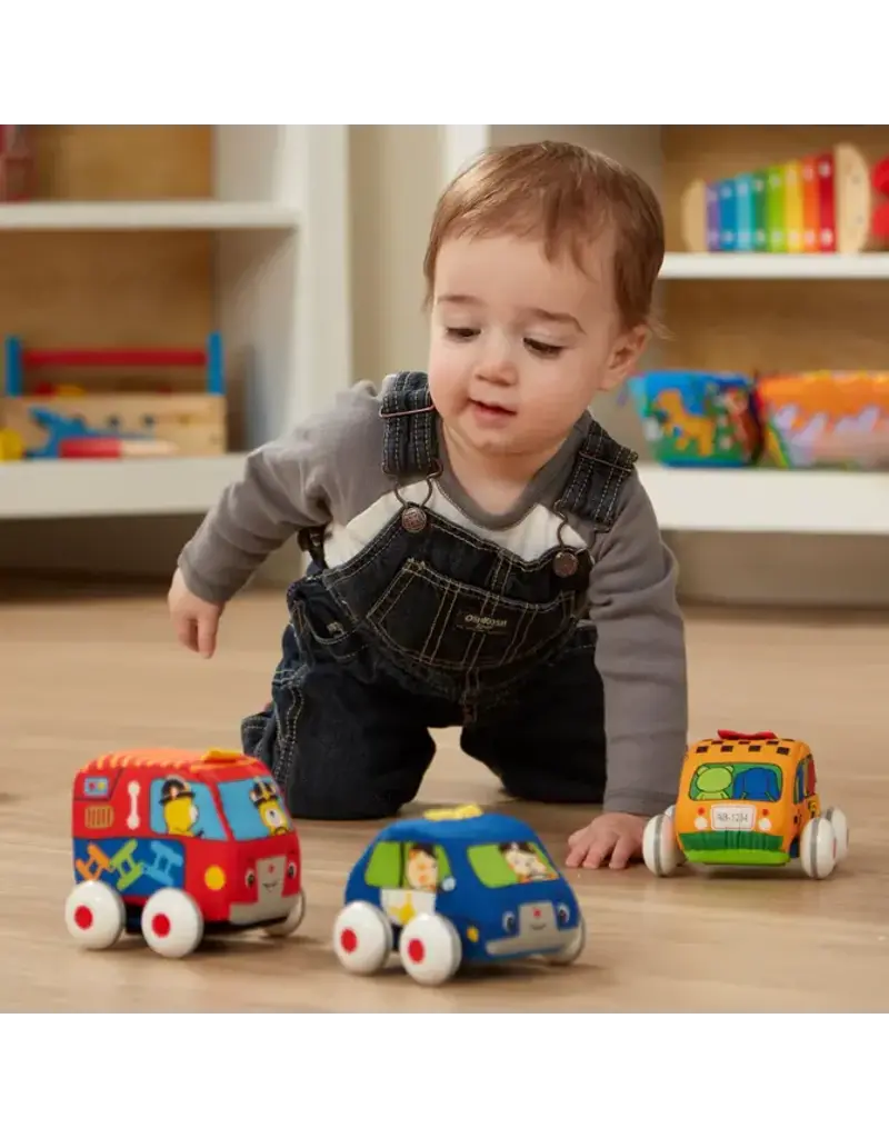 MELISSA & DOUG MD9168 PULL BACK TOWN VEHICLES