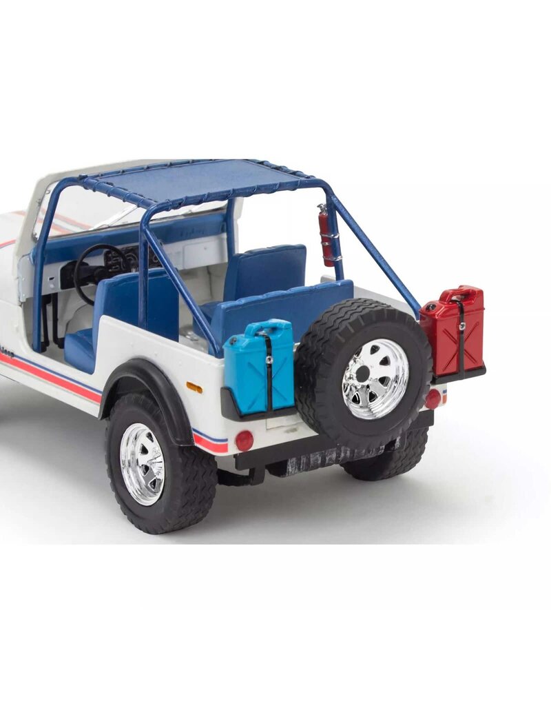 REVELL RMX14547 1/24 1977 JEEP CJ7 2 IN 1 PLASTIC MODEL KIT