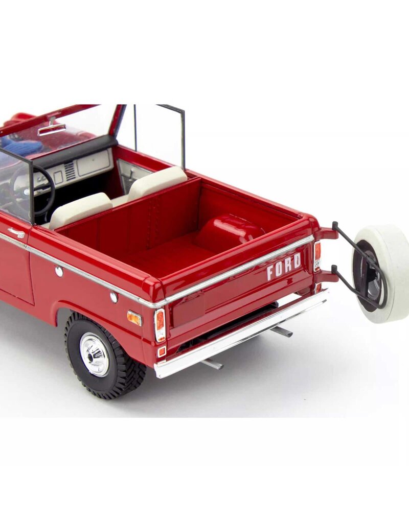 REVELL RMX14544 1/25 FORD BRONCO HALF CAB PLASTIC MODEL KIT