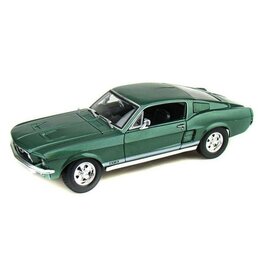 MAISTO MAISTO 31166 S.E. 1/18 SCALE DIECAST 1967 FORD MUSTANG GTA FASTBACK: GREEN