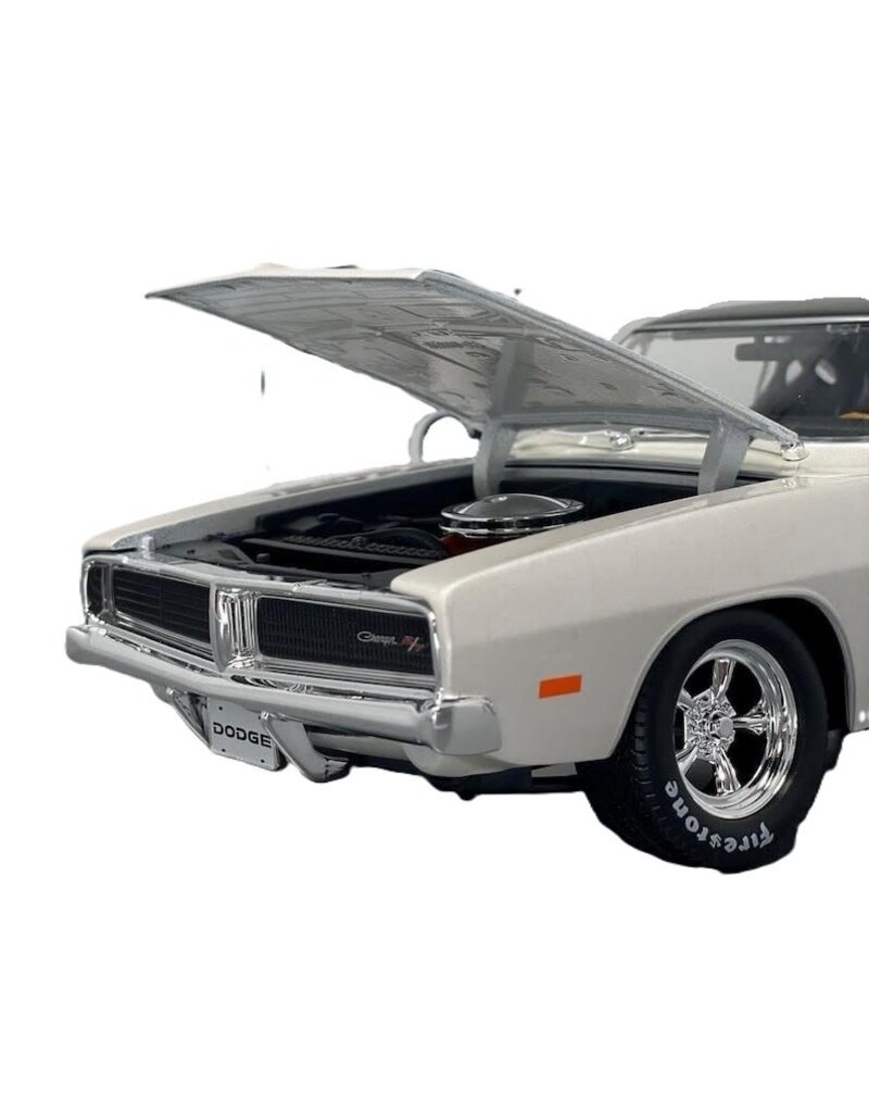 MAISTO MAISTO 32612 S.E. 1/18 SCALE DIECAST 1969 DODGE CHARGER R/T: SILVER