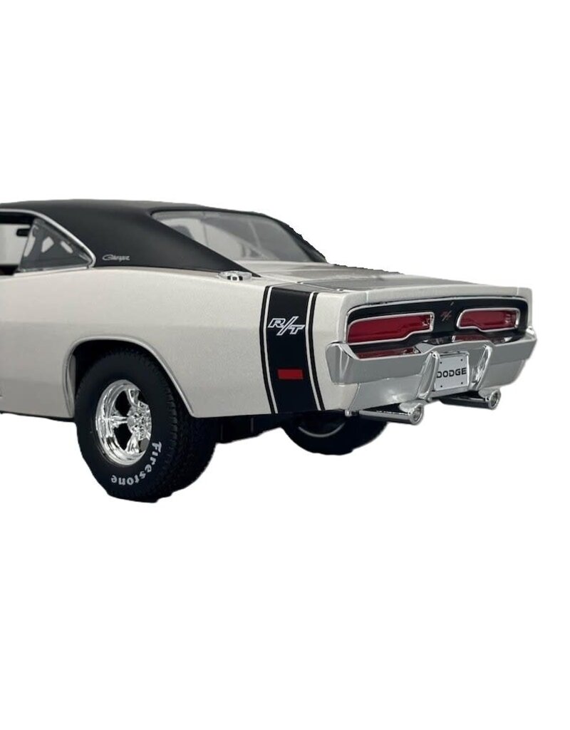 MAISTO MAISTO 32612 S.E. 1/18 SCALE DIECAST 1969 DODGE CHARGER R/T: SILVER