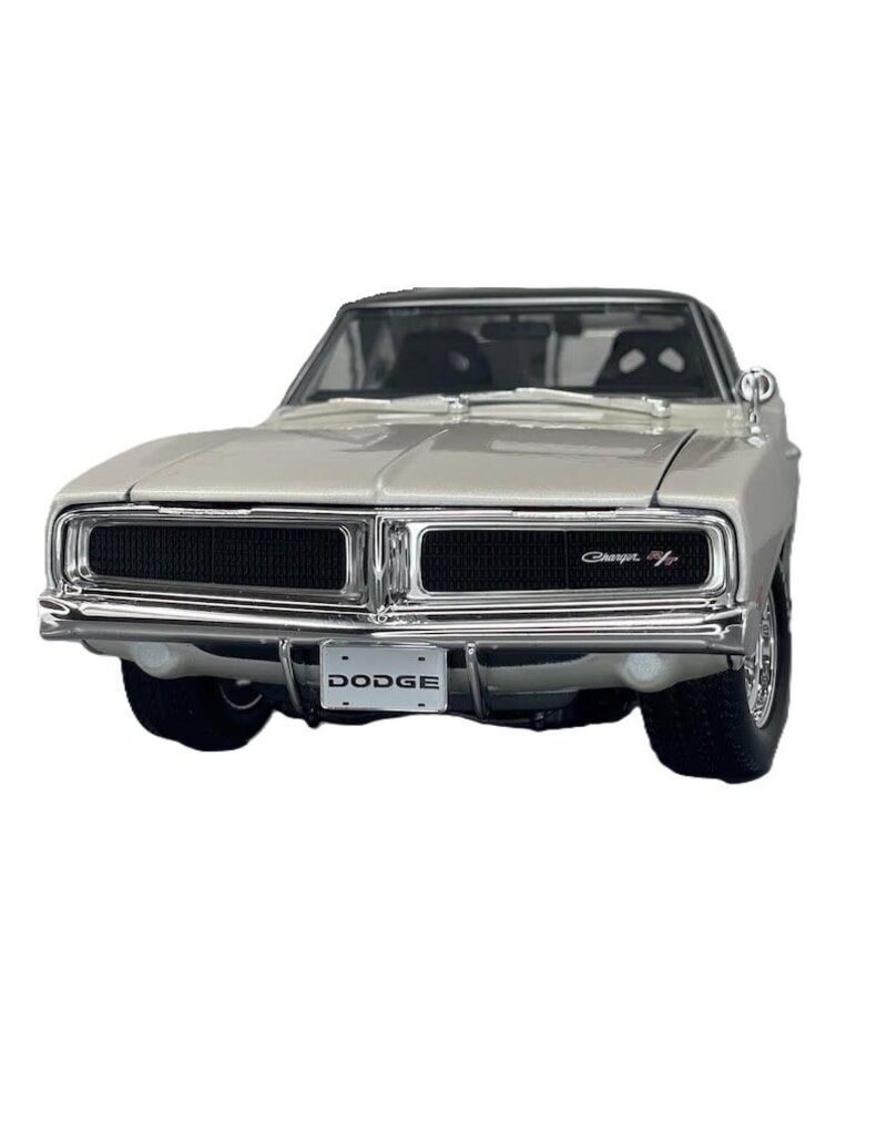 MAISTO MAISTO 32612 S.E. 1/18 SCALE DIECAST 1969 DODGE CHARGER R/T: SILVER