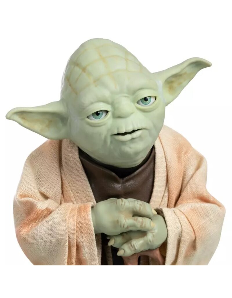 DISNEY DISNEY YODA 10'' FORCE GUIDANCE TALKING ACTION FIGURE STAR WARS