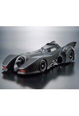 BANDAI BAS2569335 1/35 BATMOBILE (BATMAN 1989 VER.) MODEL KIT