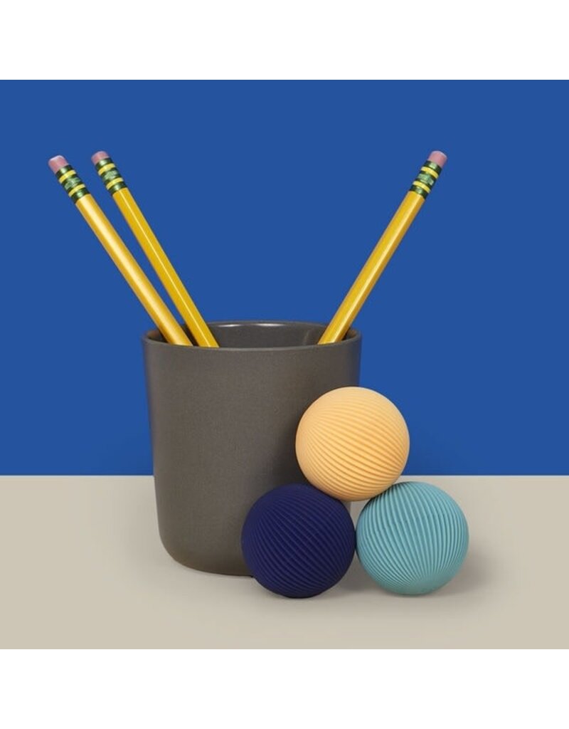 SPEKS SPEKS ODDS SOFT SILICONE FIDGET MAGNETS: BLUE LINES