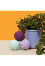 SPEKS SPEKS ODDS SOFT SILICONE FIDGET MAGNETS: PURPLE PUFFS