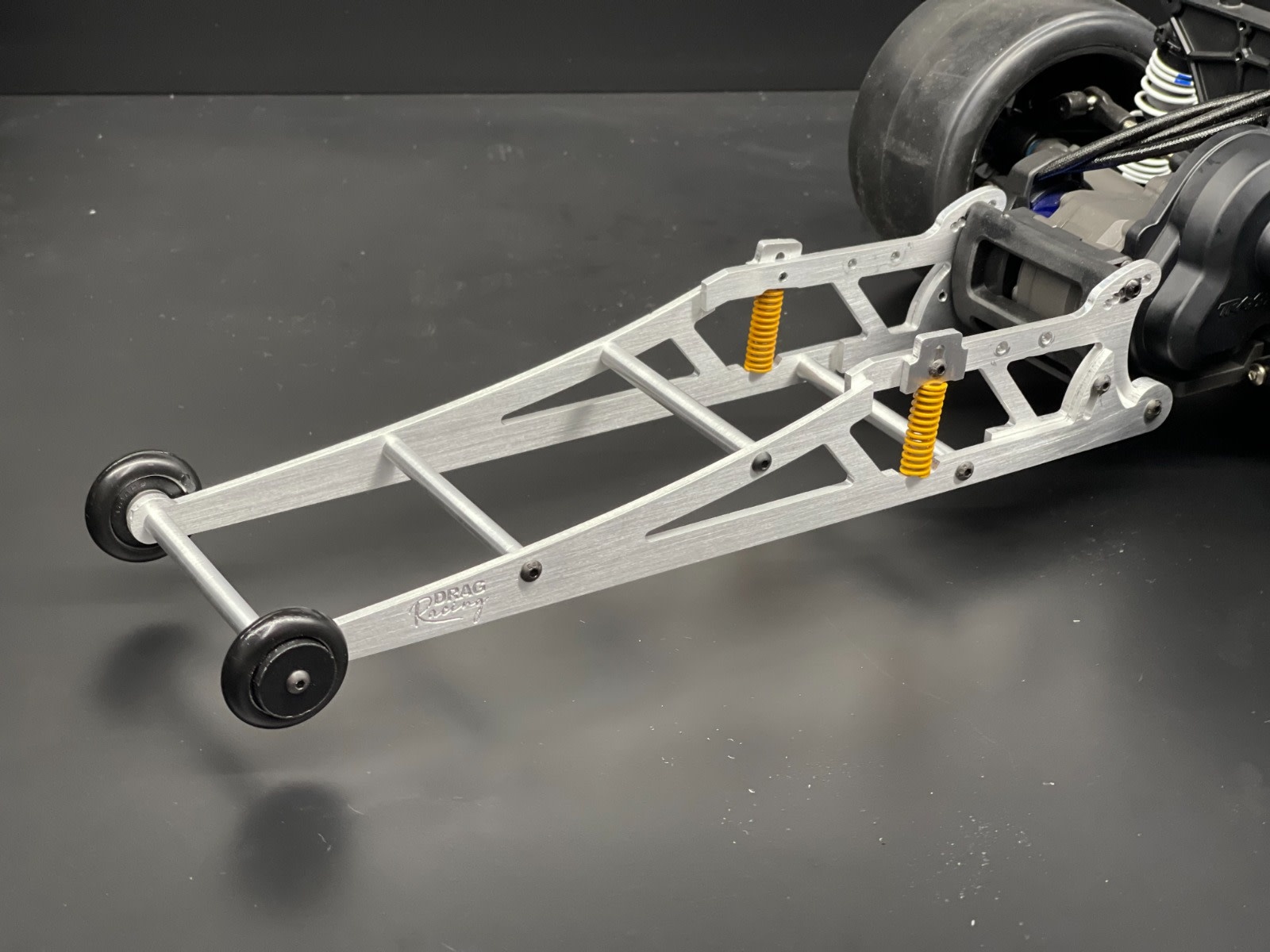 STP1020 TRAXXAS COMPATIBLE DRAG SLASH ADJUSTABLE WHEELIE BAR