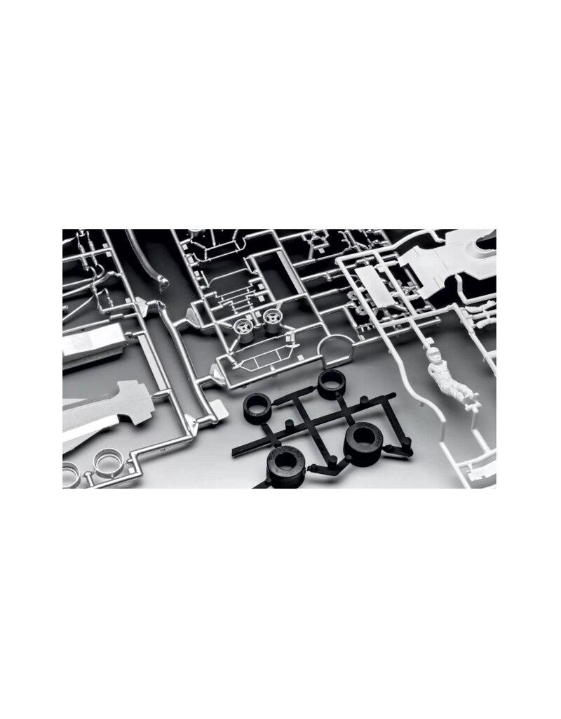 REVELL RMX77739 1/32 SURTEES TS16/03 FORMULA 1 CAR PLASTIC MODEL KIT W/PAINT, BRUSH & CEMENT
