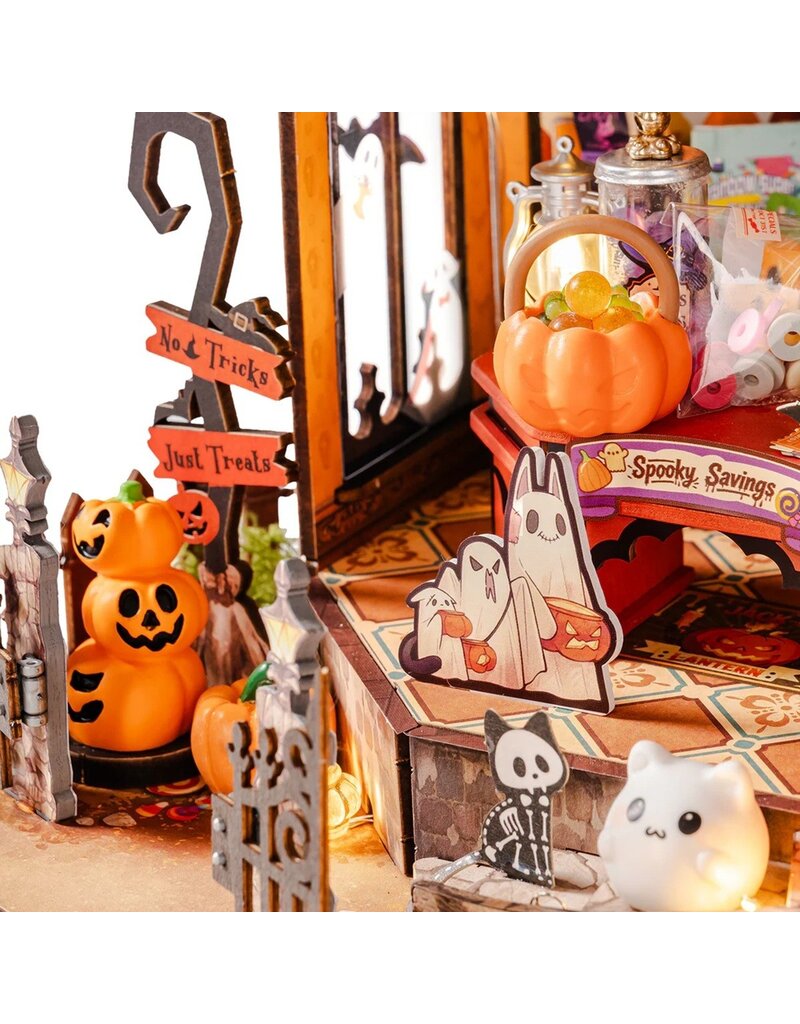 ROBOTIME ROEDG186 HAUNTED CANDY HOUSE DIY MINIATURE HOUSE
