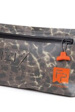 Fishpond Thunderhead Submersible Pouch Fishpond Thunderhead Submersible Pouch