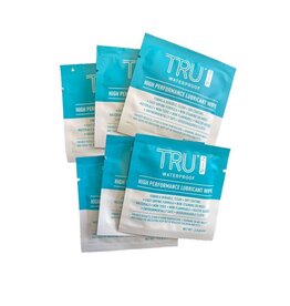 Fishpond TruZip Lubricant wipes
