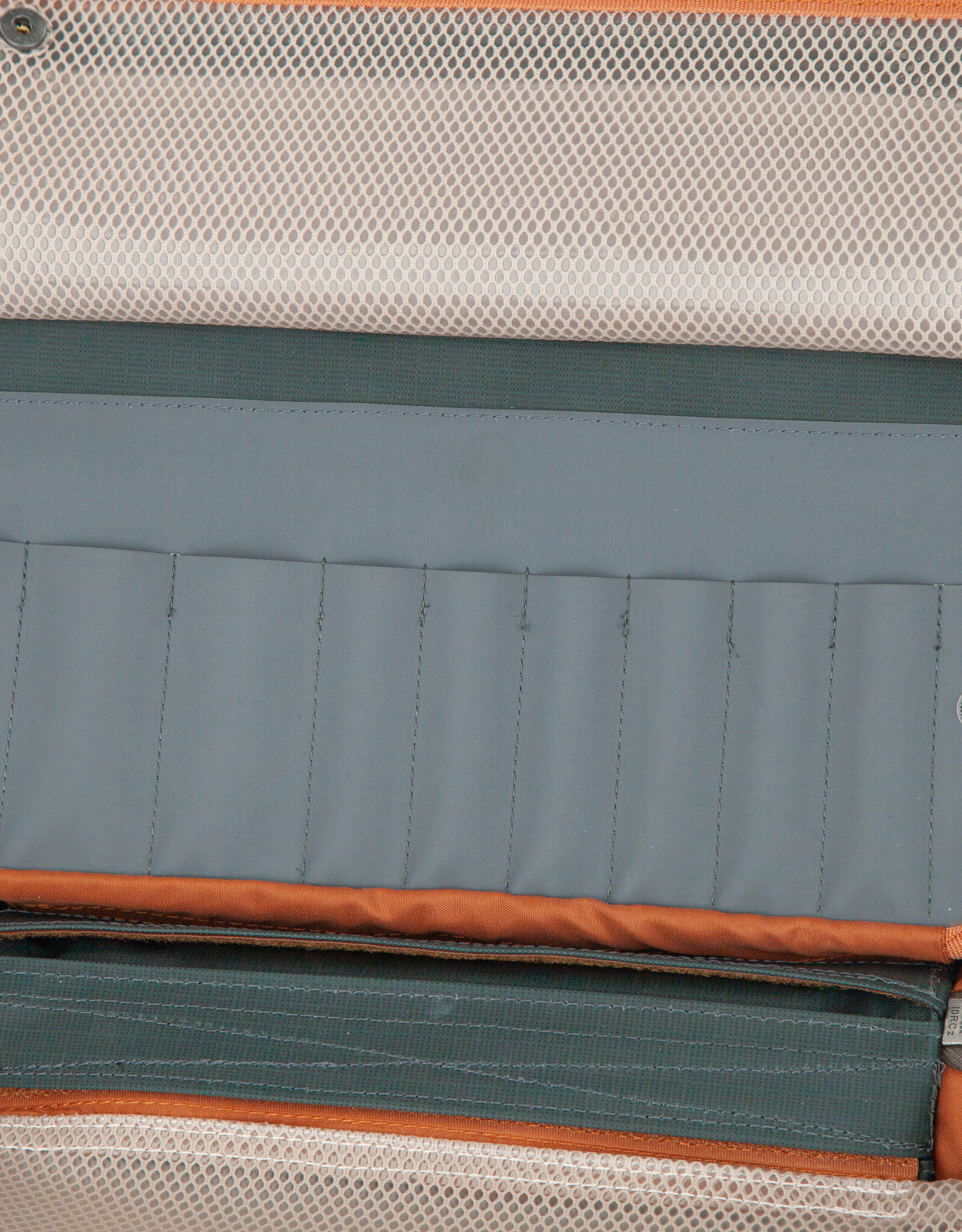 Fishpond Backwater Fly Tying Kit