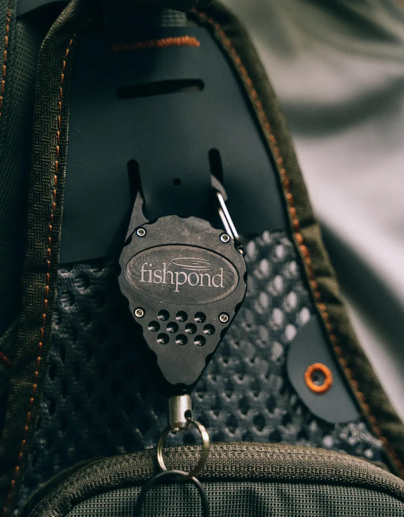 Fishpond Arrowhead Retractor