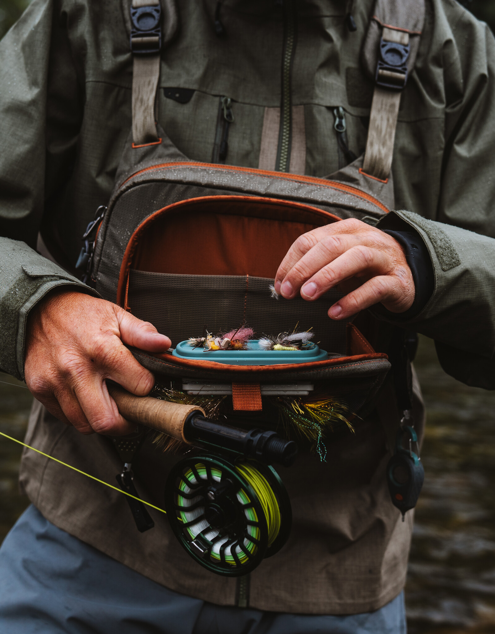 Fishpond Cross Current Chest Pack