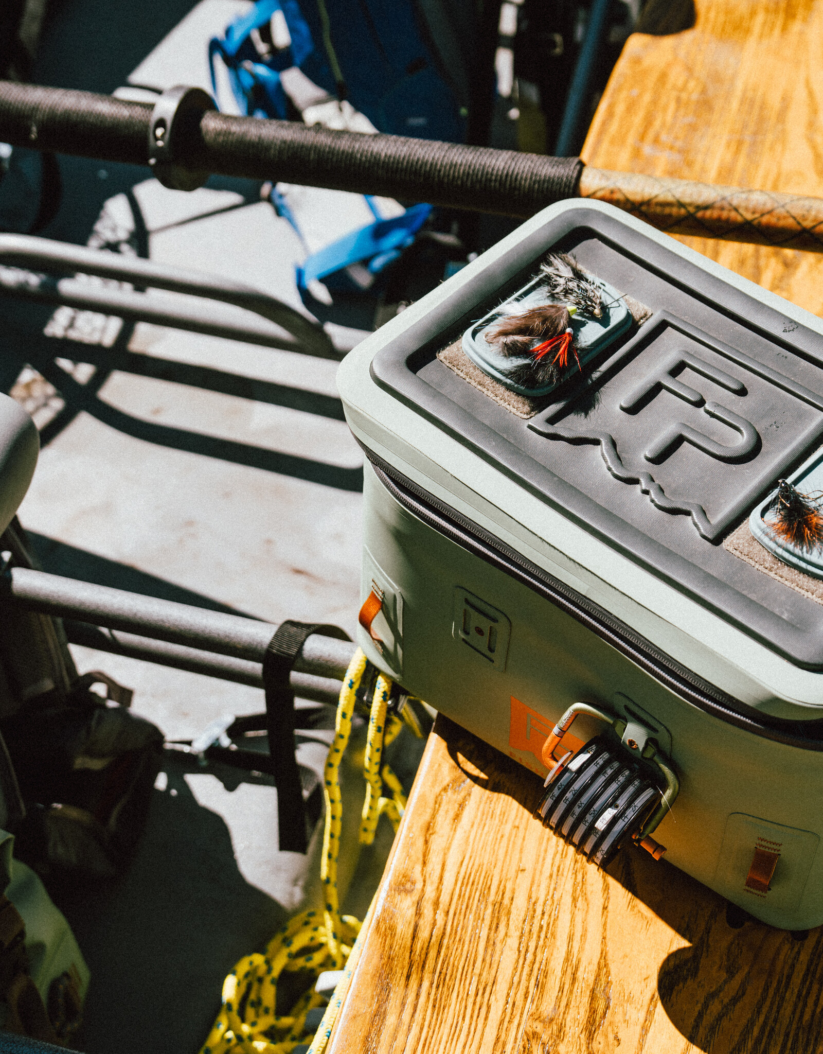 Fishpond Tacky Grande Fly Dock - Magpad