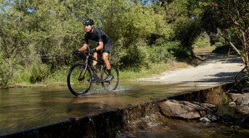 Gravel & Adventure Bikes