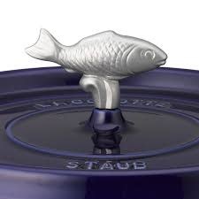 staub-changeable-knob-fish.jpg