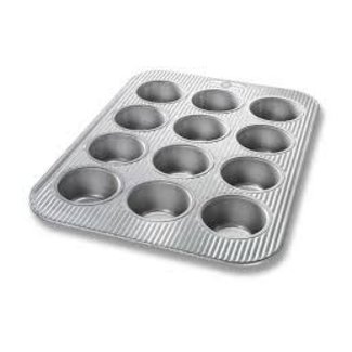 https://cdn.shoplightspeed.com/shops/619423/files/22161533/325x325x2/usa-pan-12-cup-muffin-pan.jpg