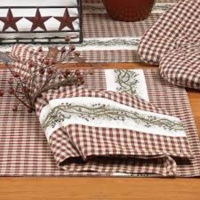 Country Home 18'x18' Napkin - Berry Vine