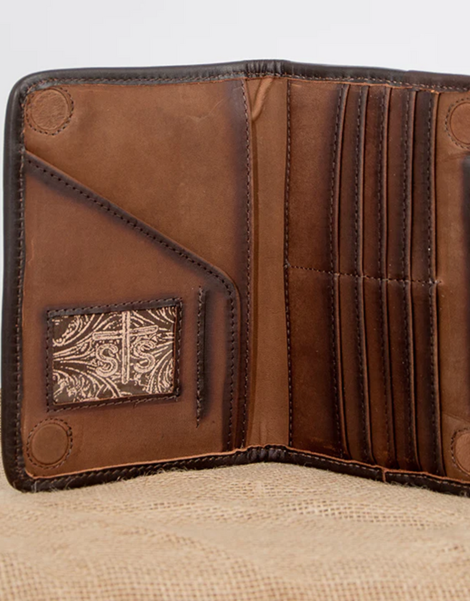 WALLET STS CLASSIC COWHIDE MAGNETIC CLUTCH