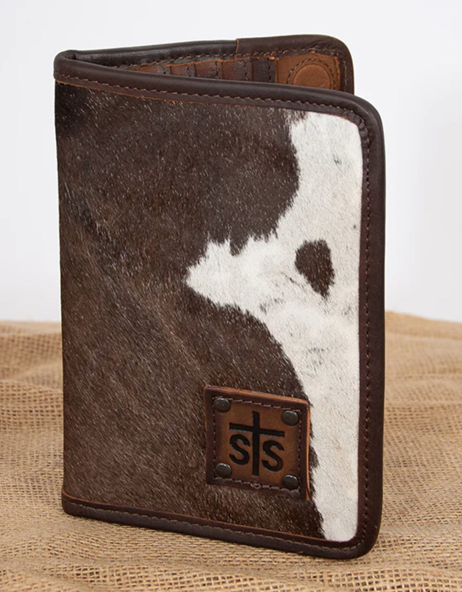 WALLET STS CLASSIC COWHIDE MAGNETIC CLUTCH