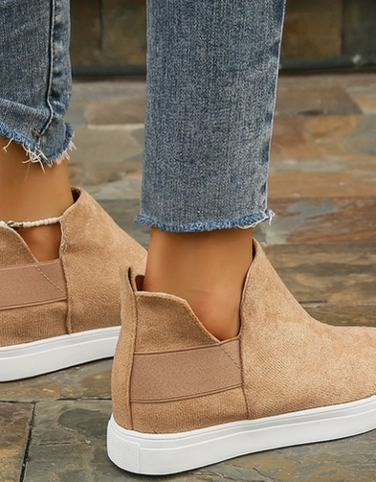 SHOE WMS HIGH TOP SLIP ON SNEAKERS TAN
