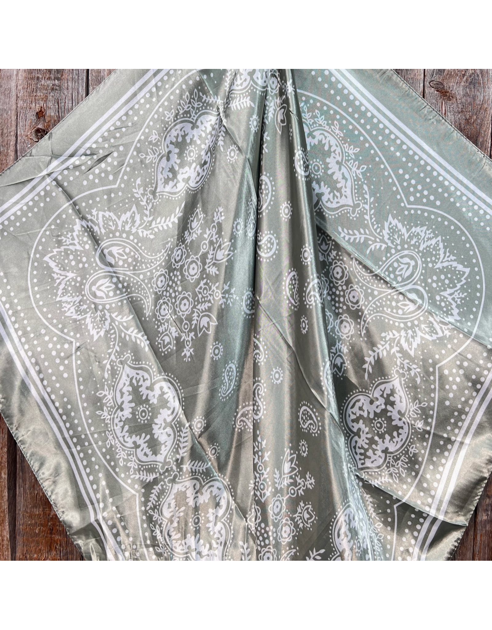 RODEO DRIVE WILD RAG SILK BANDANNA PRINT